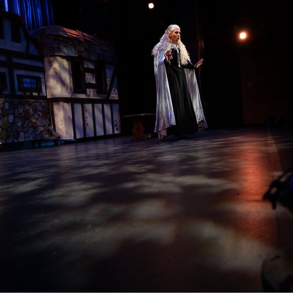 Meet your Posher, Jordan - Picture 1 of 1